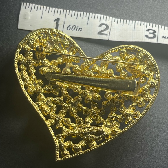 Noblesse Signed Floral Heart Clip / Brooch LARGE - Picture 4 of 6